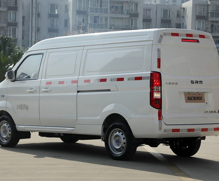 srm鑫源好运1号2018款ev300创富型