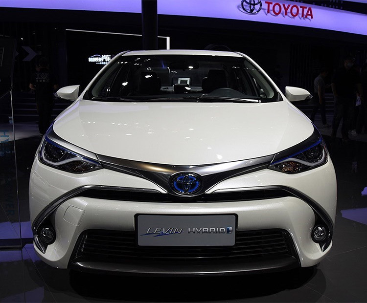 丰田-雷凌