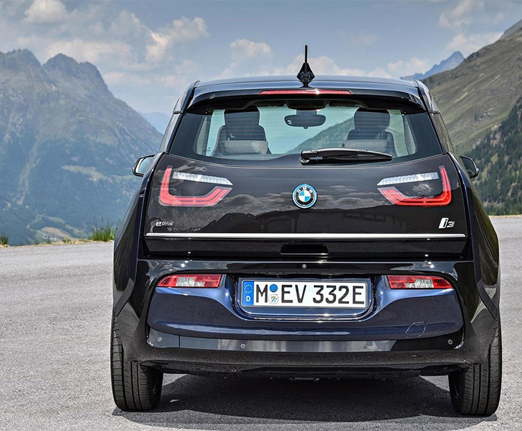 宝马i3系新能源-宝马i3 2023款 eDrive 40 L 曜夜套装