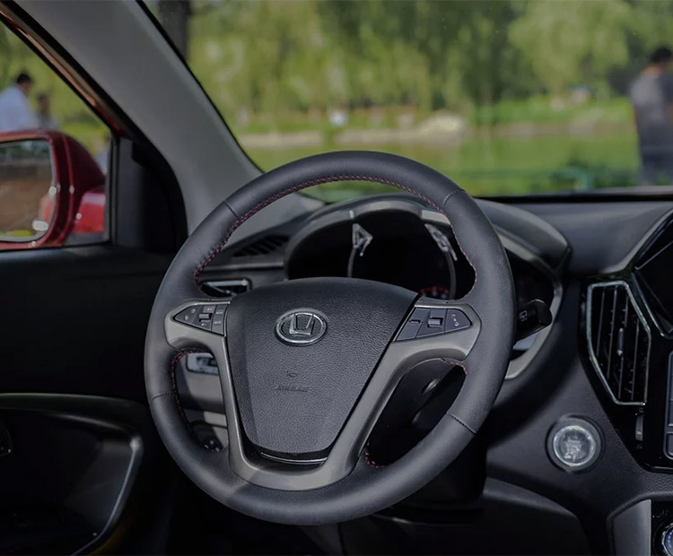 华泰新能源-圣达菲5 XEV260