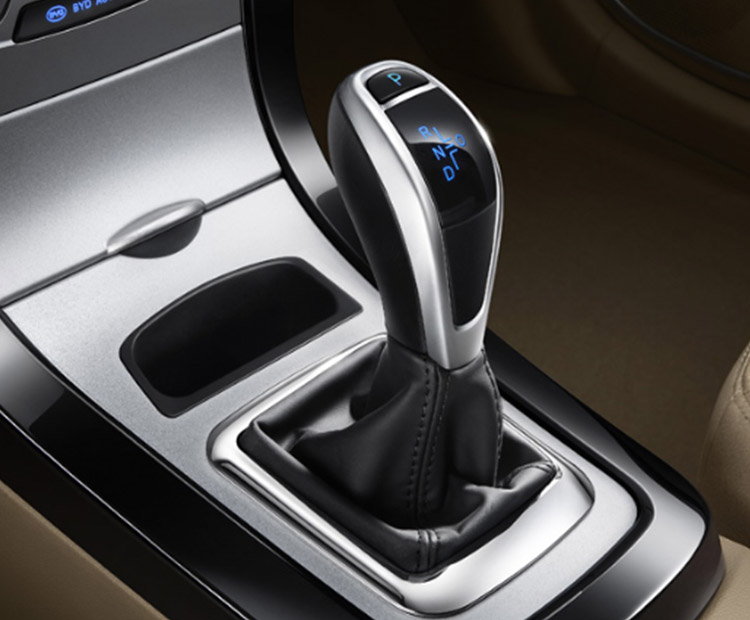 比亚迪-比亚迪e5