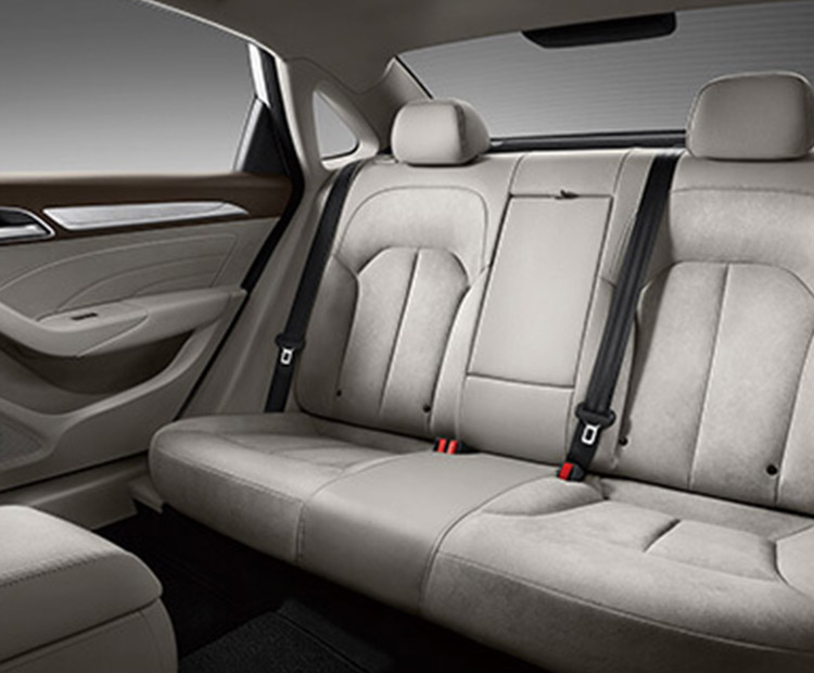 荣威ei6-2019款 PLUS 50T互联网荣耀旗舰版