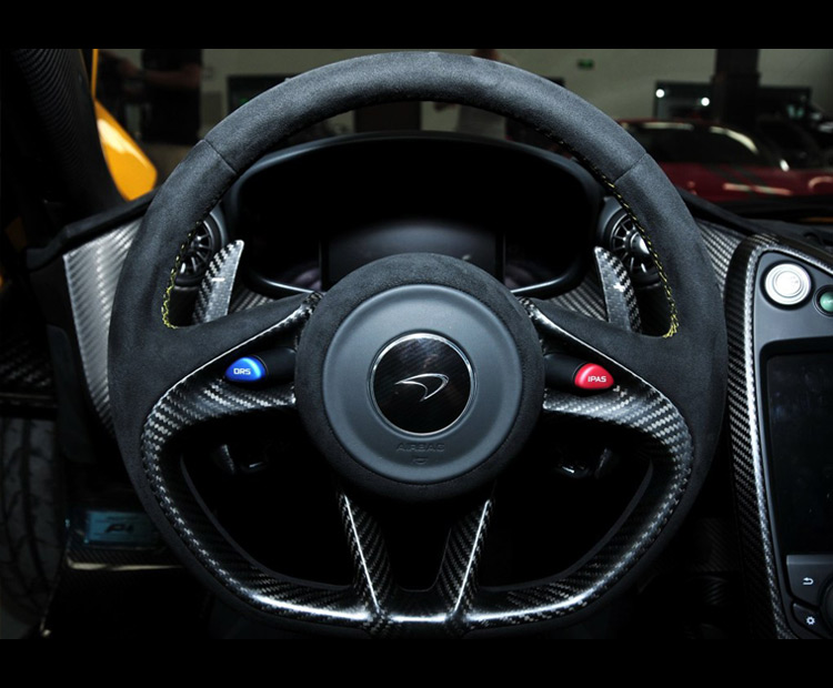 迈凯伦-迈凯伦P1