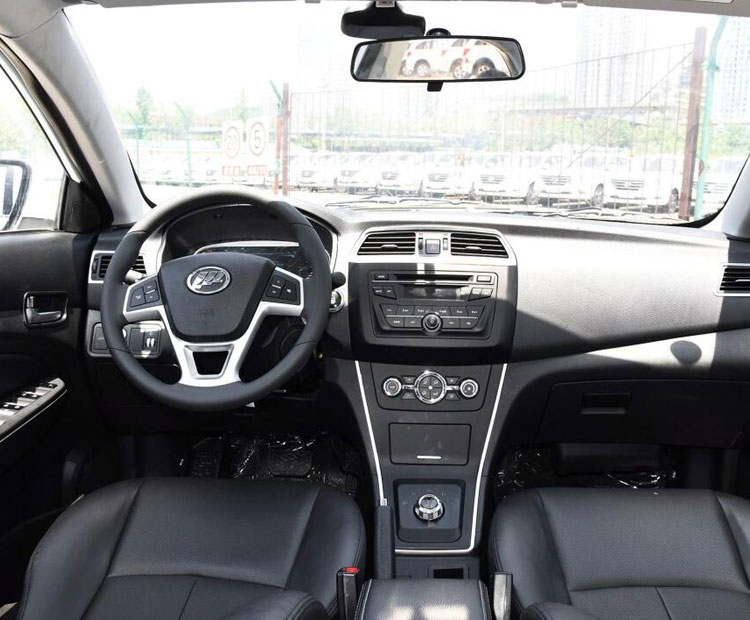 力帆汽车力帆620EV-2015款 改款 620EV 换电