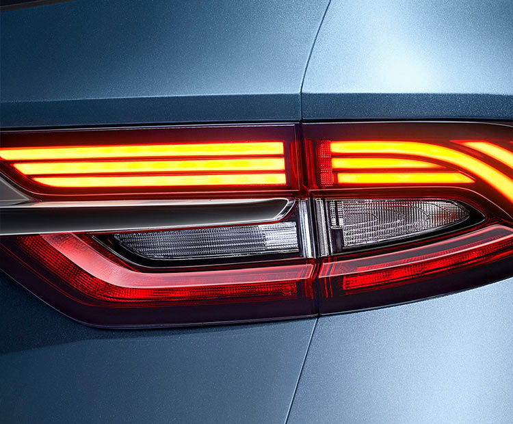 吉利汽车-嘉际PHEV