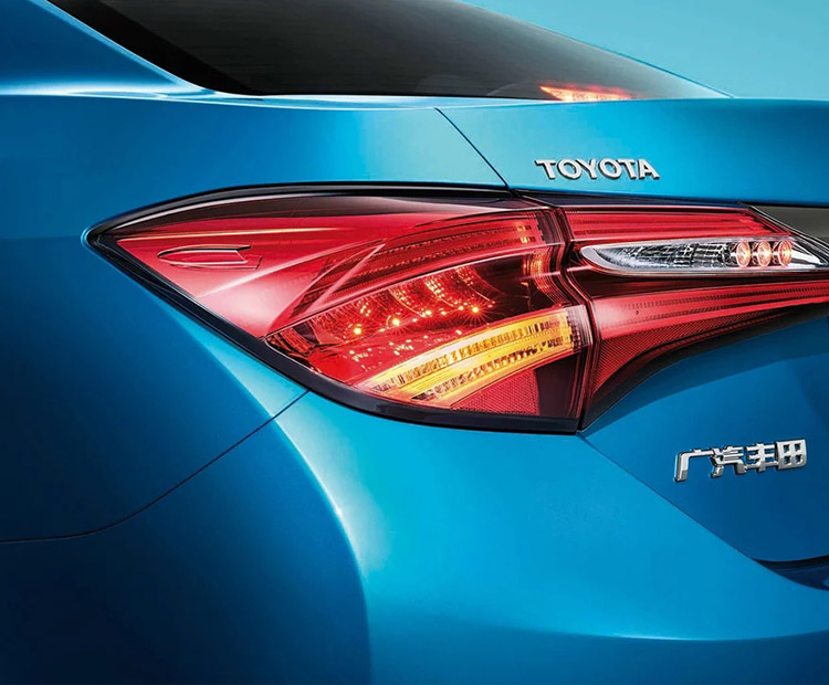 丰田-雷凌双擎E+