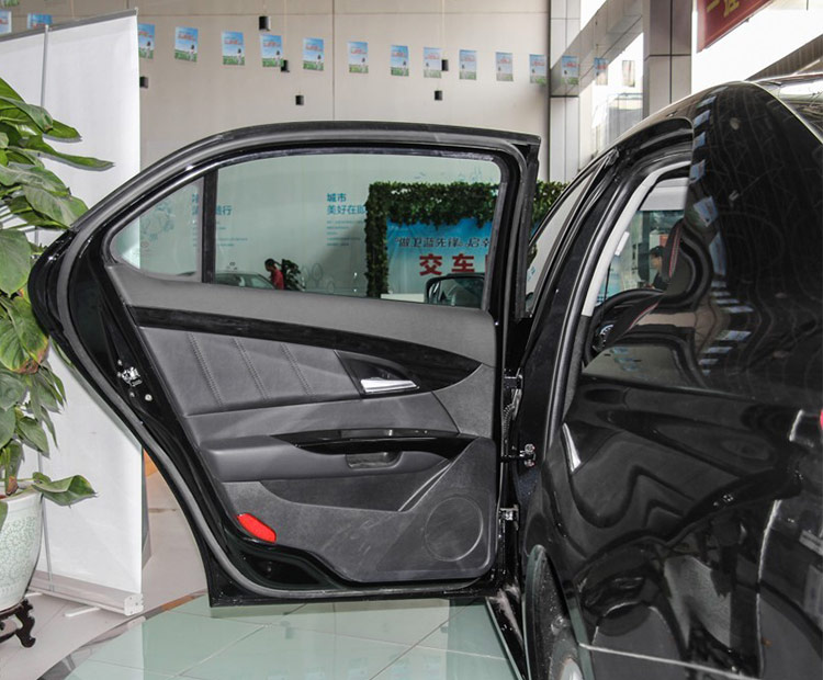 北汽新能源-ES210系列