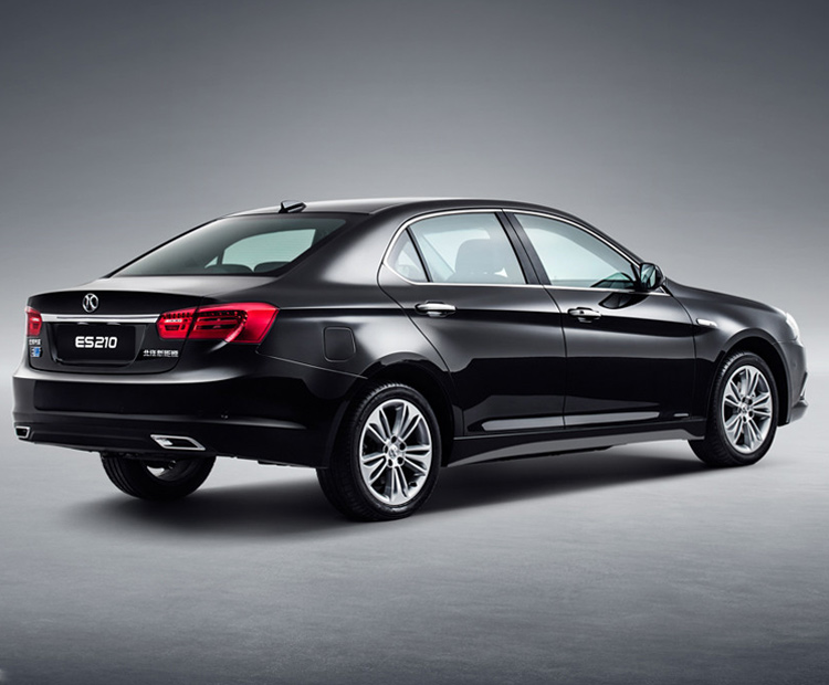 北汽新能源-ES210系列