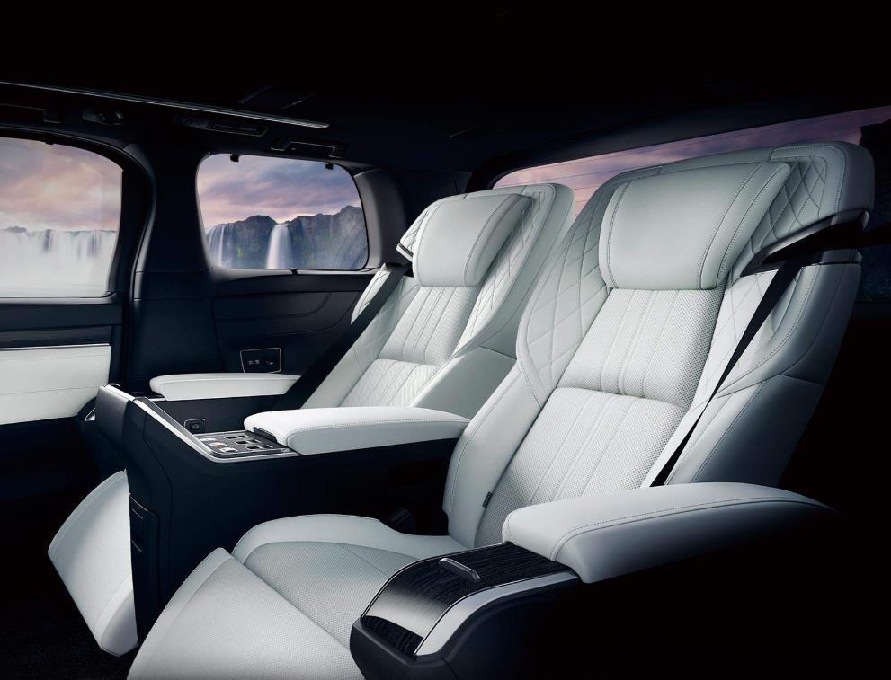 雷克萨斯LM-2023款 350h 七座隽雅版