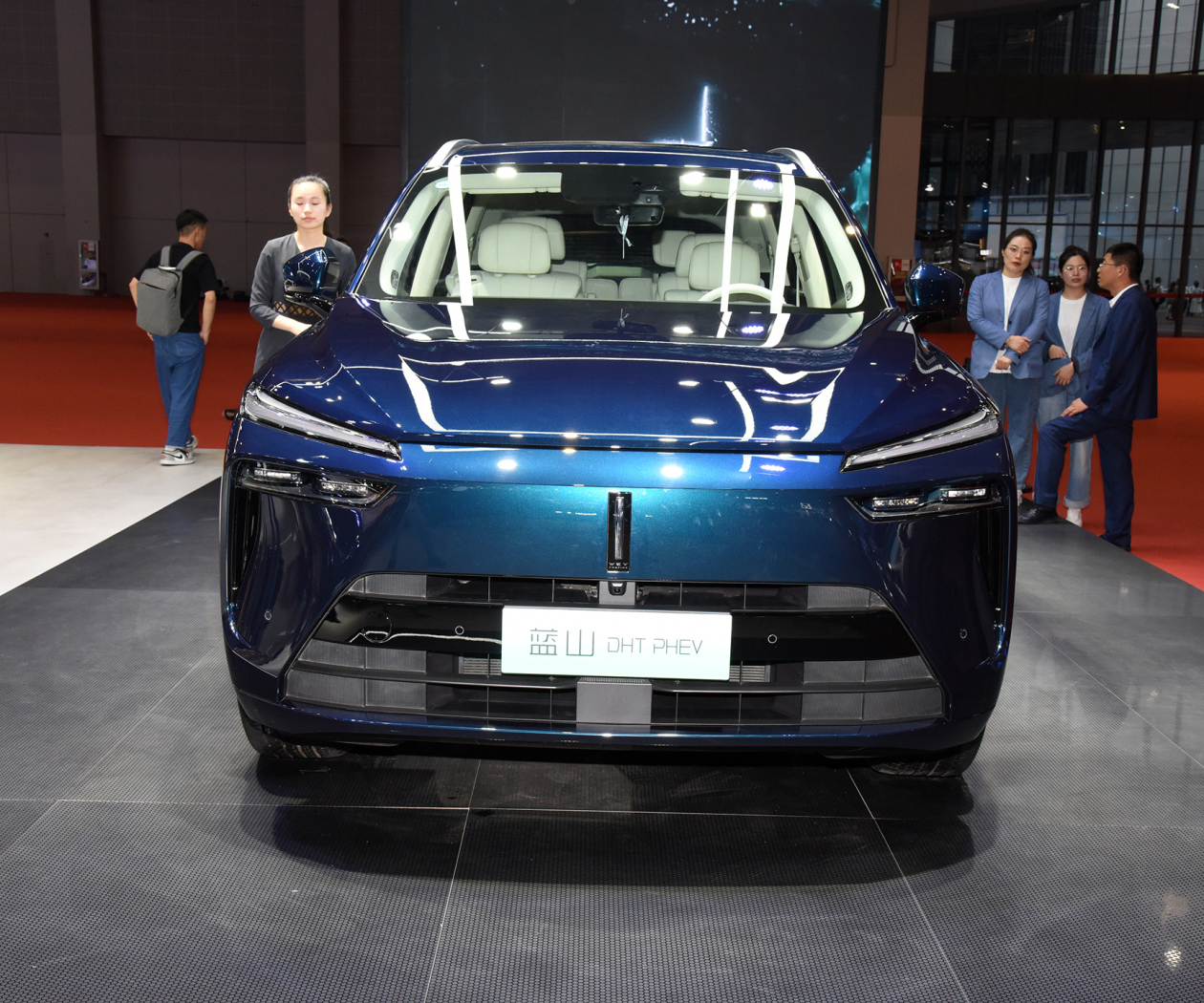 长城汽车-长城汽车-蓝山DHT-PHEV