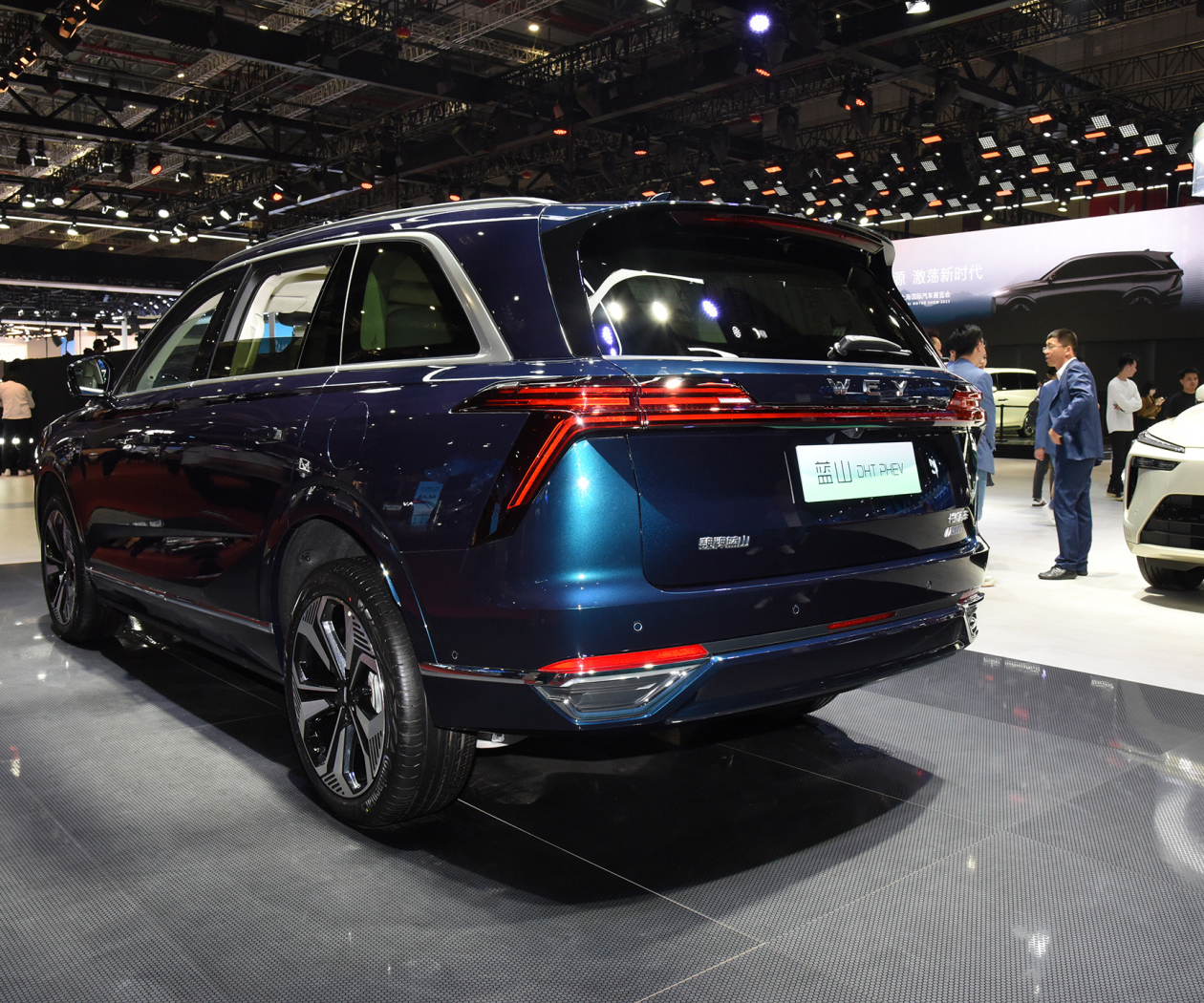 长城汽车-长城汽车-蓝山DHT-PHEV