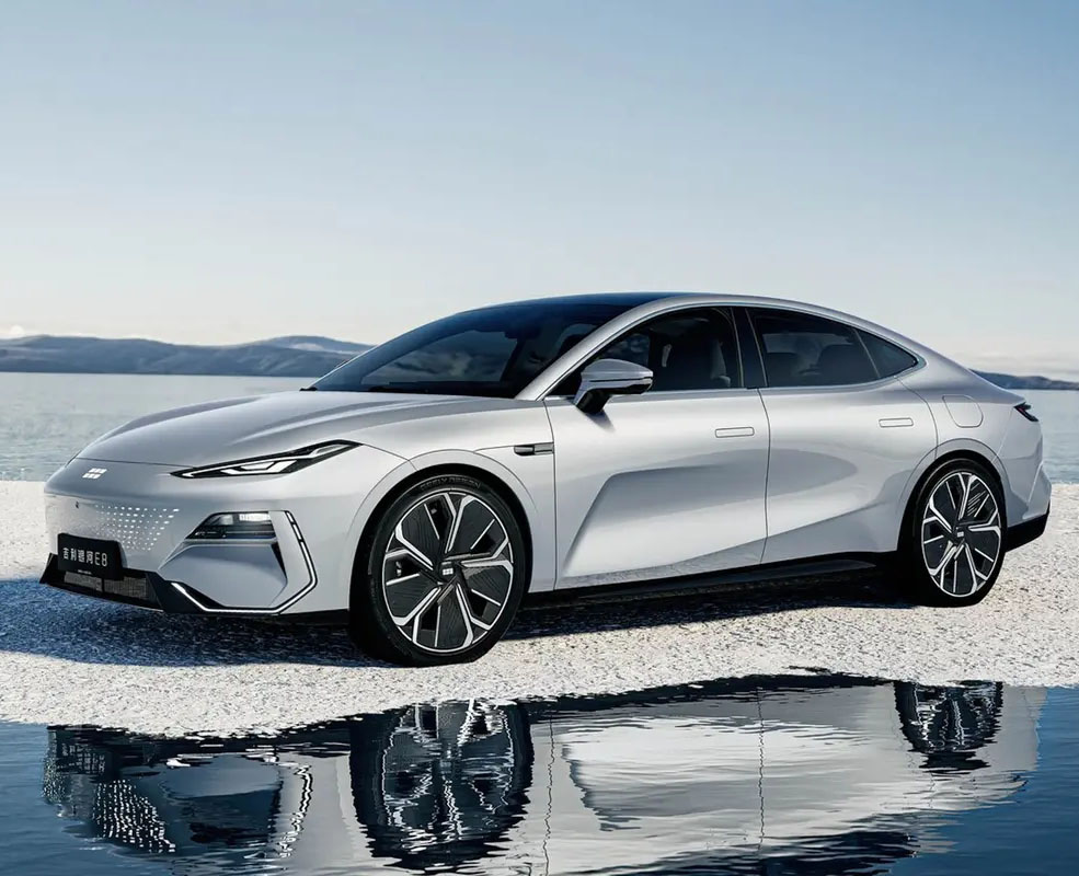 吉利汽车-银河E8