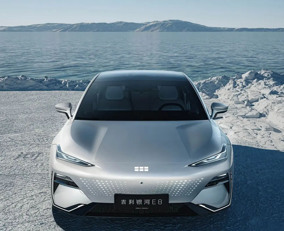 吉利汽车-银河E8