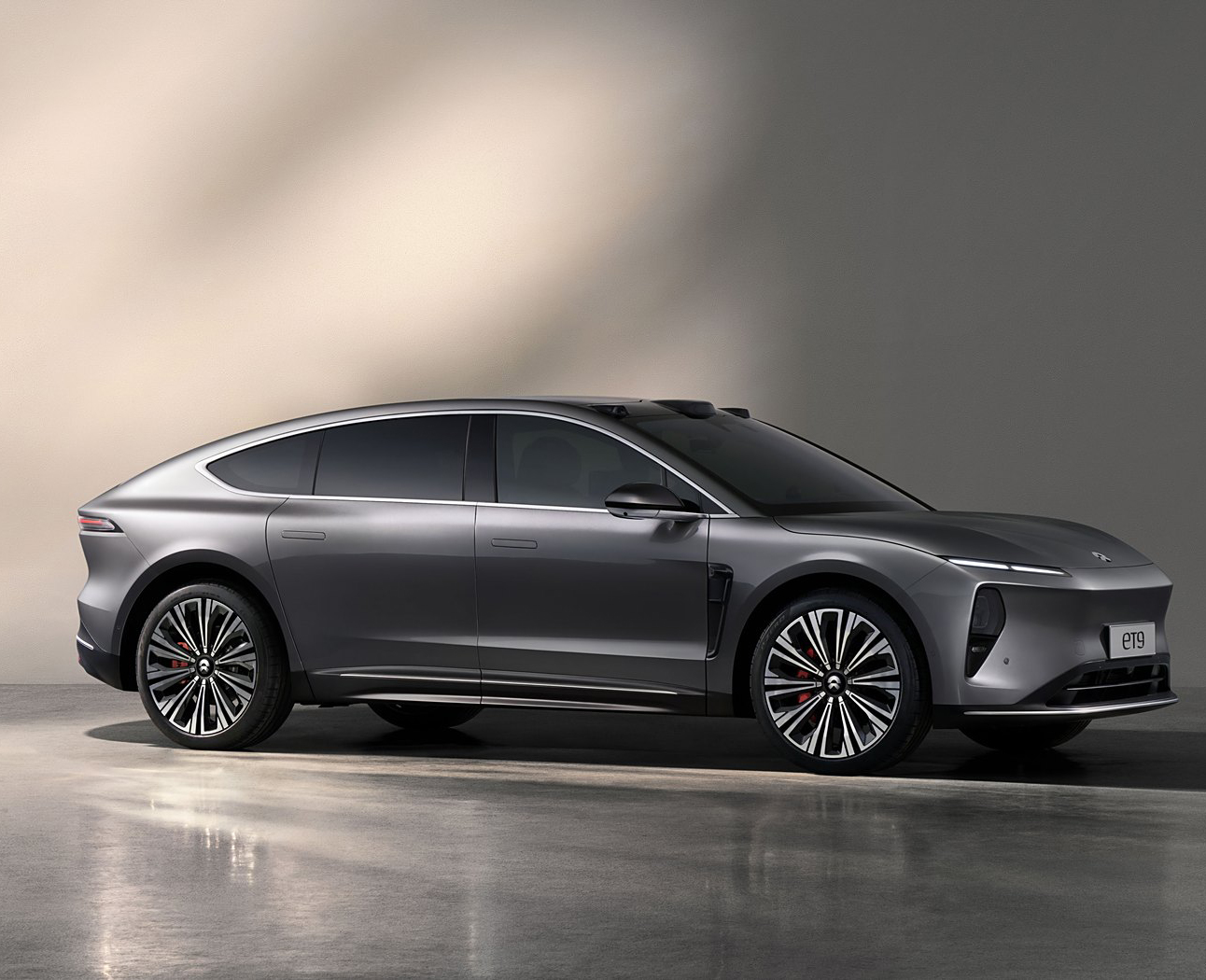 蔚来-蔚来ET9