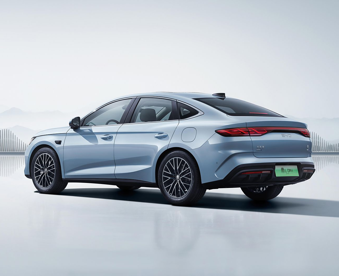 比亚迪-比亚迪-秦L