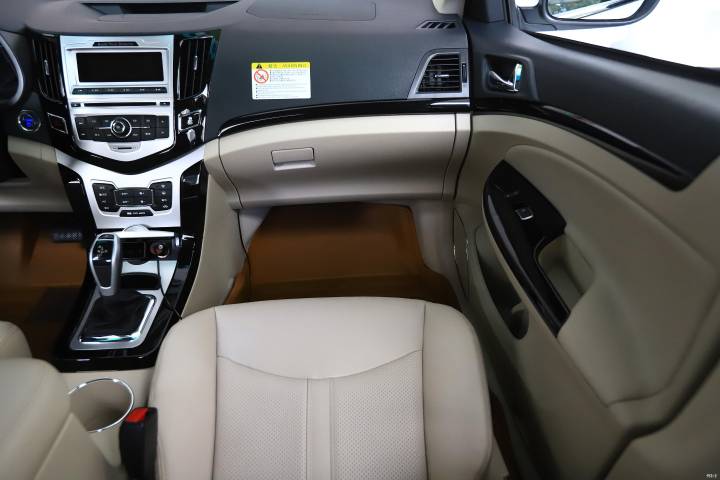 比亚迪-比亚迪e5