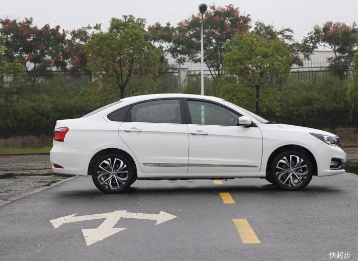 东风风神-风神E70