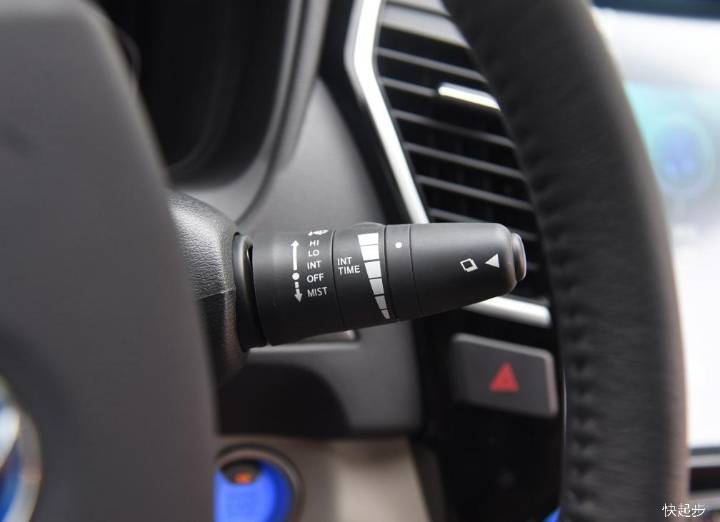 东风风神-风神E70