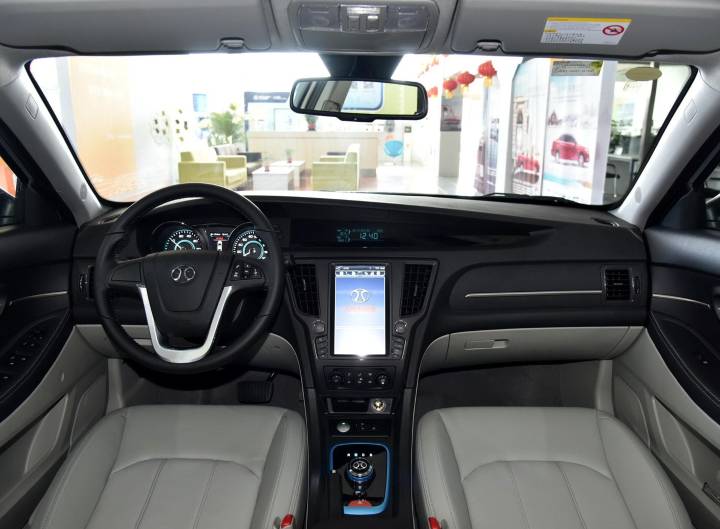 BEIJING汽车-BEIJING-EU5