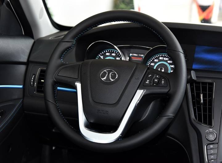 BEIJING汽车-BEIJING-EU5