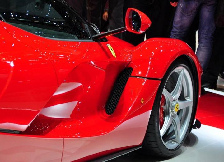 法拉利-LaFerrari