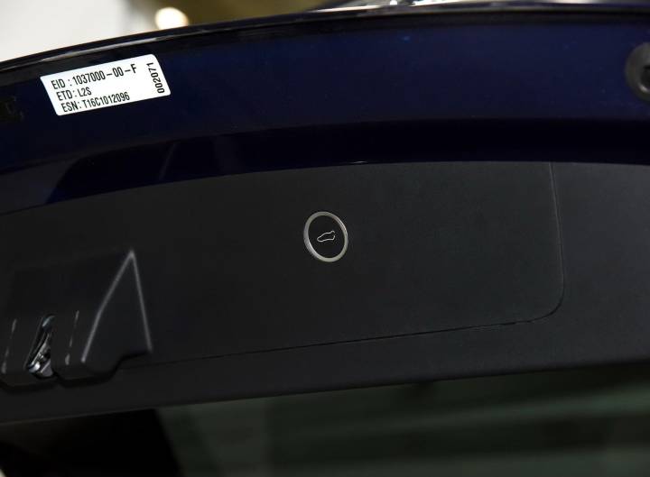 特斯拉-特斯拉Model X