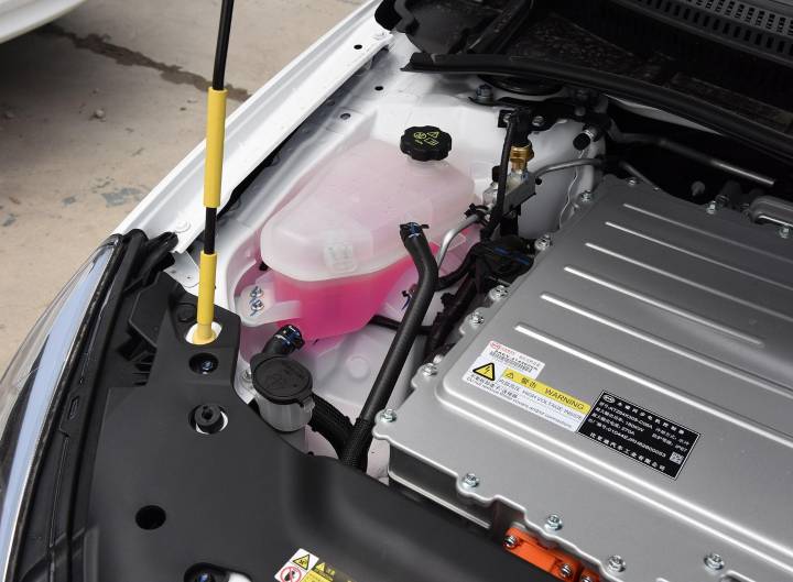 比亚迪-比亚迪e5