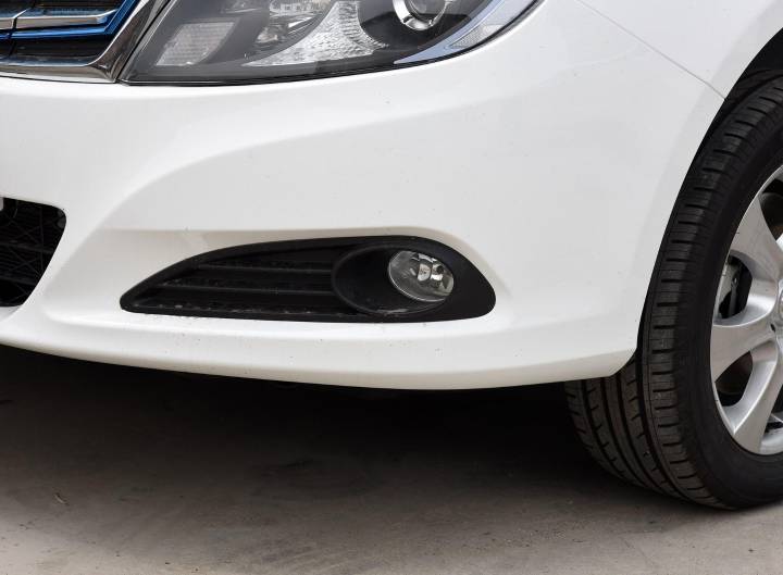 比亚迪-比亚迪e5