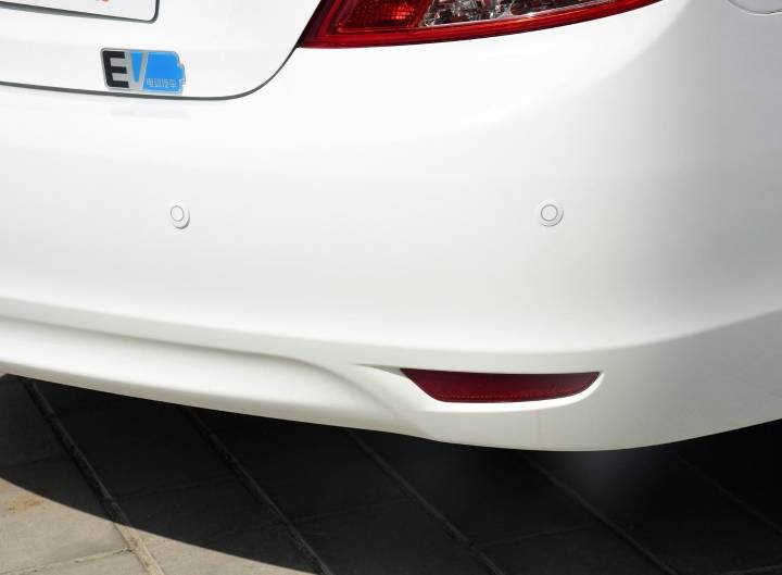 比亚迪-比亚迪e5