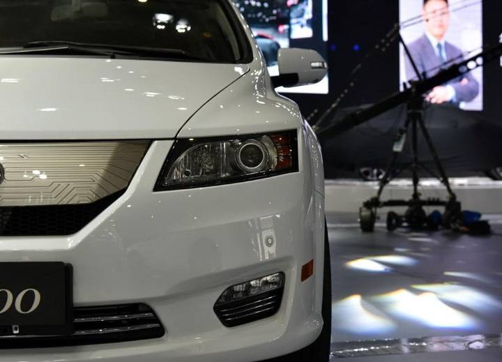 比亚迪-比亚迪e6