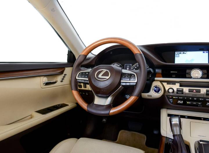 雷克萨斯-雷克萨斯ES