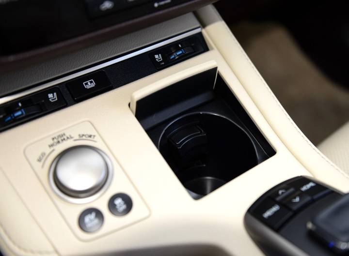 雷克萨斯-雷克萨斯ES