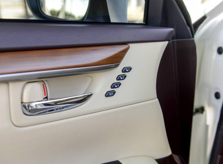 雷克萨斯-雷克萨斯ES