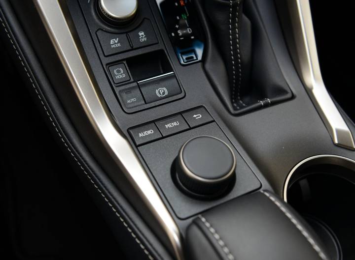 雷克萨斯-雷克萨斯NX