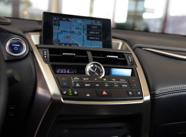 雷克萨斯-雷克萨斯NX