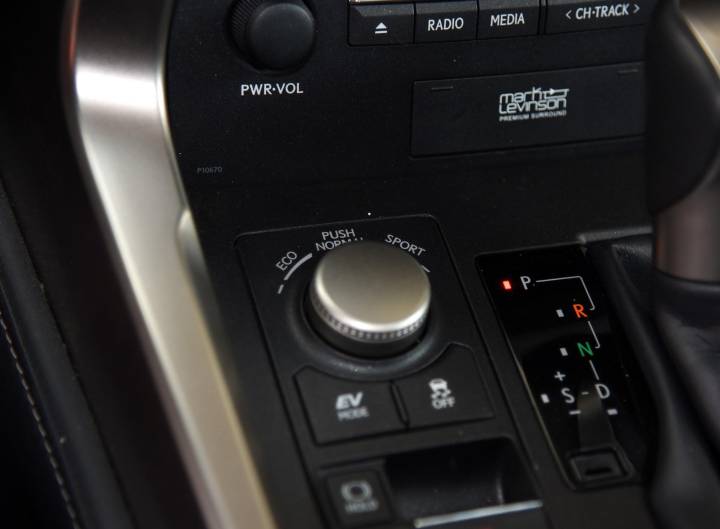 雷克萨斯-雷克萨斯NX