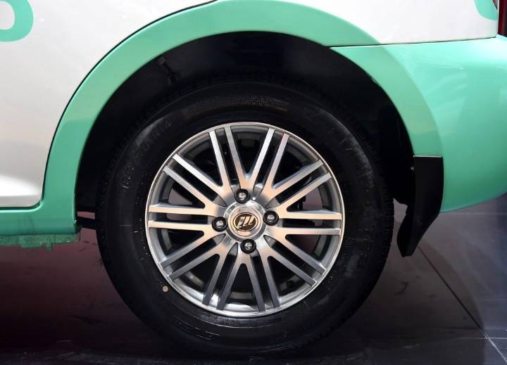 力帆汽车-力帆330EV