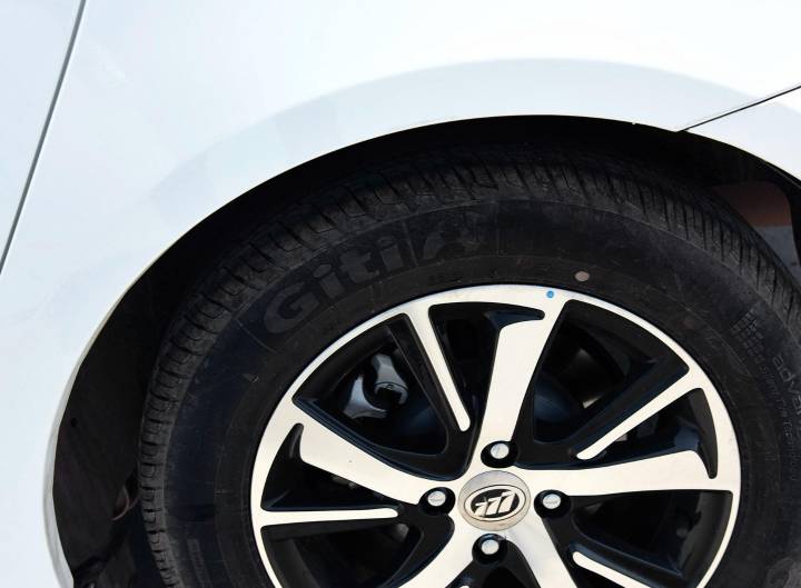 力帆汽车-力帆620EV