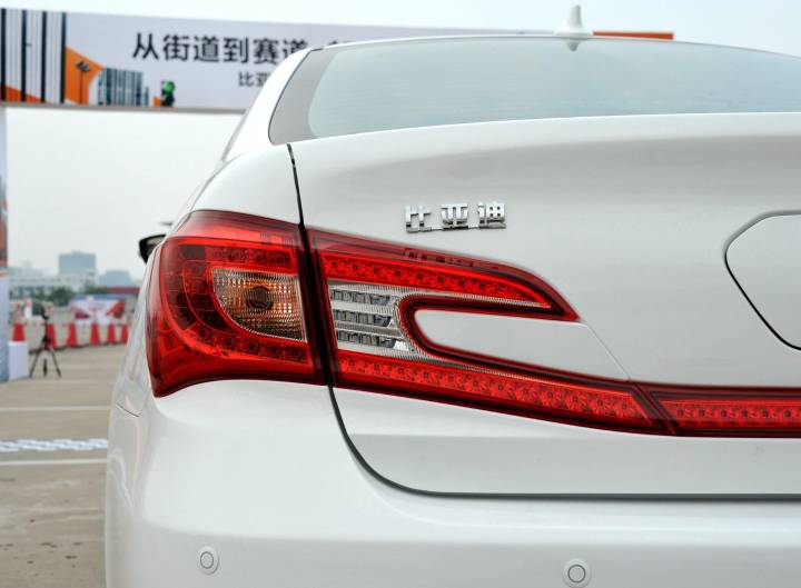 比亚迪-比亚迪秦