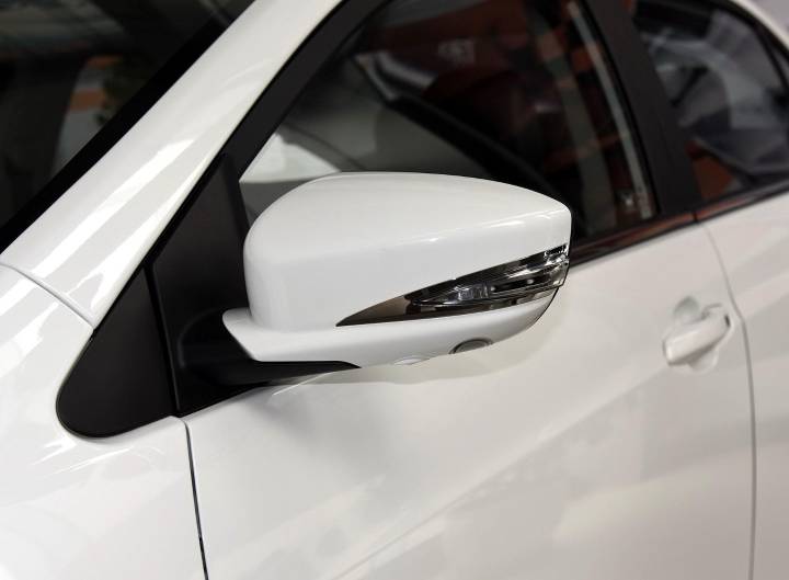 比亚迪-比亚迪秦