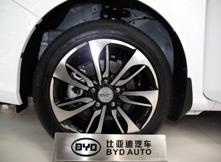 比亚迪-比亚迪秦