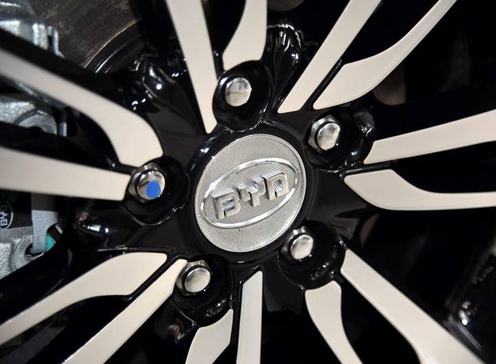 比亚迪-比亚迪秦