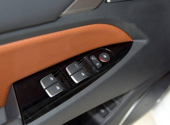 比亚迪-比亚迪秦