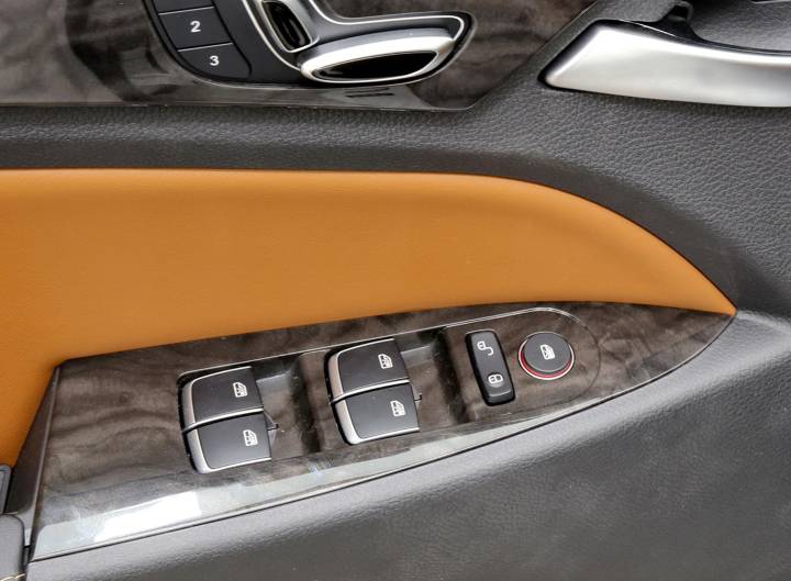 比亚迪-比亚迪秦