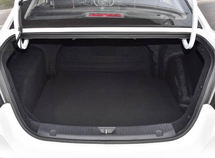 长安汽车-逸动EV