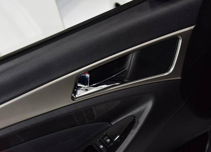 长安汽车-逸动EV