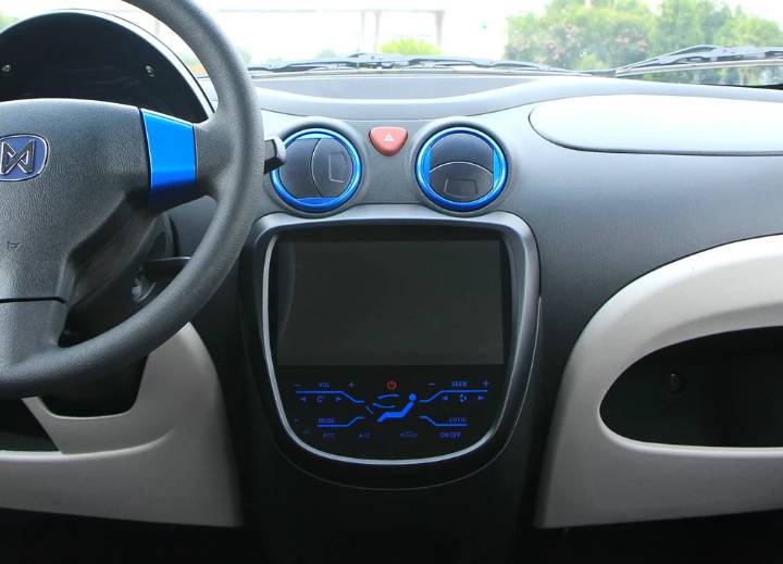 江铃集团新能源-江铃E200L