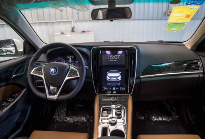 比亚迪-比亚迪秦