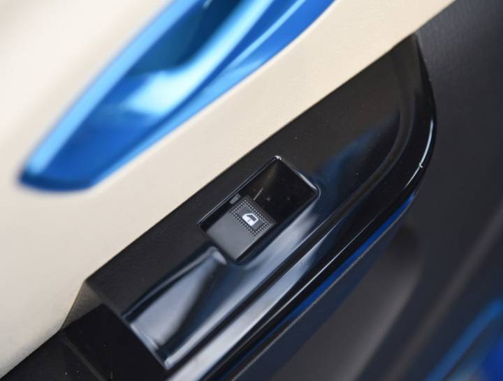 江铃集团新能源-江铃E160