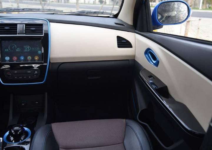 江铃集团新能源-江铃E160